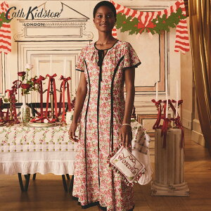 �L���X �L�b�h�\�� ���� ���X�g���b�g �|�[�` Christmas Wonder / Christmas Frill Wristlet Pouch �|�[�` �N���X�}�X �t���� ���f�B�[�X �L���X�L�b�h�\�� Cath Kidston xmas