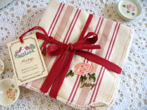 Maison de Manyi]EhE}j[j[Y@fBbVNX5Zbg@ӂ