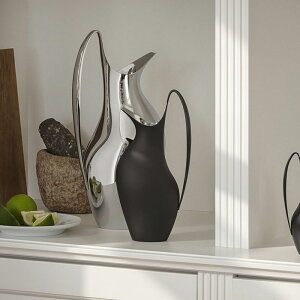 ジョージジェンセン ピッチャー 0.75L へニング コッペル ミッドナイトブラック アイコニックブルー Georg Jensen HENNING KOPPEL 送料無料