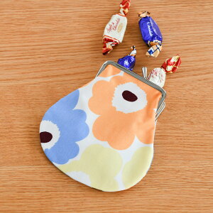 }bR { sGj ܌|[` ~j EjbR }`J[ XJCu[×CgCG[ marimekko Mini Unikko Pieni Kukkaro  킢 lC 