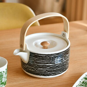 }bR eB[|bg VCgv[^n hbg zCg×ubN marimekko Siirtolapuutarha 