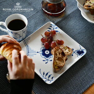 C Ryn[Q XNGA fBbV 20cm u[t[ebh K ROYAL COPENHAGEN Blue Fluted Mega 