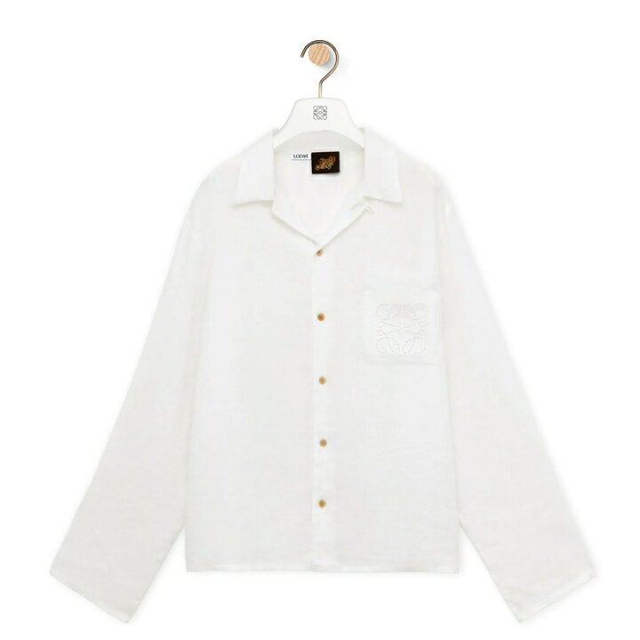 LOEWE白シャツ