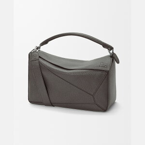 ���G�x LOEWE 2025�H�~�����Y �p�Y���o�b�O ���[�W�i�T�v���O���C���J�[�t�j�y�_�[�N�O���[ �z�y���������z�y���K�i�z