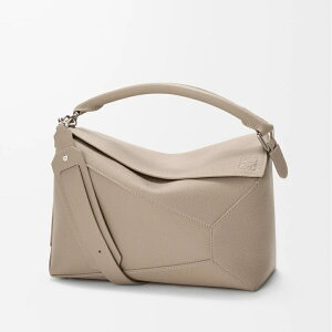 ���G�x LOEWE 2026�t�ă��f�B�[�X �p�Y���G�b�W �o�b�O �~�f�B�A���y�N���C �z�y���������z�y���K�i�z