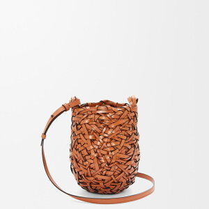 ���G�x LOEWE 2026�t�ă��f�B�[�X �l�X�g �o�X�P�b�g�o�b�O �X���[���i�J�[�t�j�y�^�� �z�y���������z�y���K�i�z