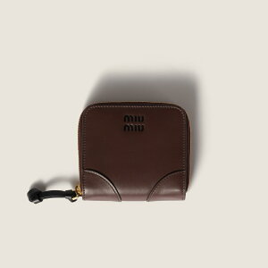 ~E~E MIU MIU X[ U[ z5ML522_2CV6_F0HD1yuCAEbh/ubN zyzyKiz