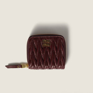 ~E~E MIU MIU }ebZU[ z5ML522_AFPP_F0007y{h[ zyzyKiz