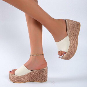 ���f�B�[�X ����T���_�� �v���b�g�t�H�[�� 9cm 7cm �ꕶ���X�g���b�v �J�W���A�� �t�� �r�[�`�T���_�� �X���� �y�� �z������