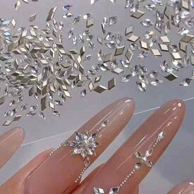 ネイルパーツ レディース ジルコニア 菱形ストーン ミニサイズ 小型 平底 微細 馬眼型 指甲飾品 輝き 装飾 ネイルジュエリー アクセサリー ネイルアート キラキラ 細工 繊細 デザイン 付け爪 強化 耐久 透明 光沢 反射 華やか 日常使い イベント