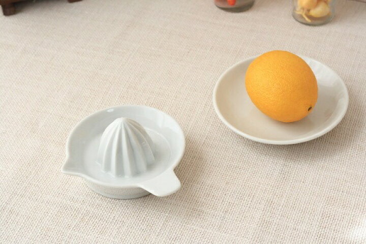 イタリアレモンの生絞り器 便利なオシャレアイテム 手絞り器 生搾り レモン絞り 陶器製 レモン果汁 国産 美濃焼 訳あり セラポッケ〜かわいい陶器のお店 イタリア製 レモン絞り機