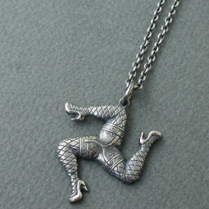 CMW-UNKNOWN Garter Trinacria Necklace SV