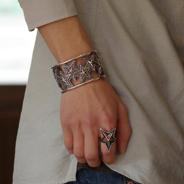 CODY SANDERSON コディサンダーソン スターバングル ブレスレット（直  