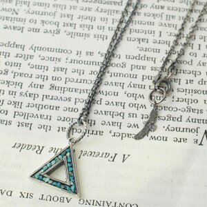 GARDEN OF EDEN Openwork Triangle Necklace(I[vgCAOlbNXj