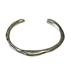 MOLLIVE SIMPLE�@CUFF BRACELET
