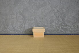 プチ茶箱　前田工房　サイズ19cm×14cm×14cm　日本製　静岡県産杉　職人の手仕事　防虫防湿　トタン　木箱　お茶の保存　米びつ　乾物の保存　機密機器の保管　和モダンギフト　収納インテリア　長く使える