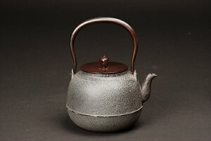 Sr@^`/Tetsubin/Iron kettle