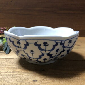 【小鉢 丸花13cm】青白陶器青白食器パイナップル柄陶器 小鉢タイ料理アジアン料理タイ雑貨