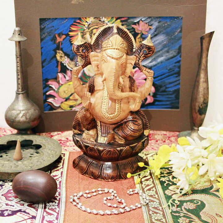 楽天市場】【インドの神様 ネズミに乗ったガネーシャの木製置物 