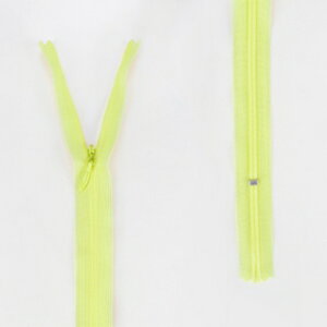 YKK RV[t@Xi[ 22cm J[No.503