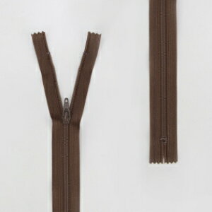 YKK フラットニットファスナー 20cm カラーNo.568