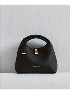 Chance チャンス メタリックアクセントバケットバッグ CHARLES & KEITH チャールズアンドキース バッグ …