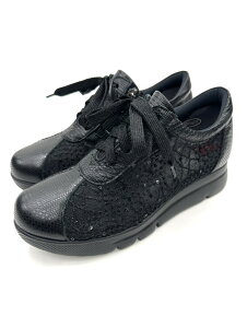 herb ハーブ 2025年新作製造 57824 特価 お洒落でクッション性抜群 外反母趾 防滑 軽量 レザースニーカー ウォーキングシューズ カジュアル 日本製 本革 4E スタイリッシュ 黒 ゆったり 履きやす