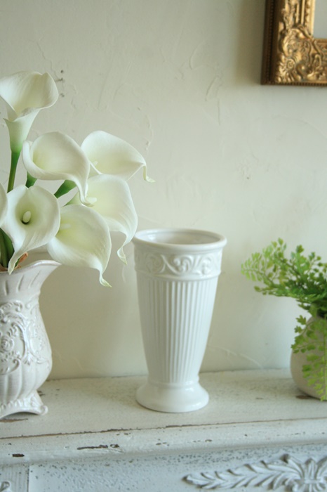 楽天市場】花瓶 おしゃれ 陶器 白 アンティーク風 フラワーベース 