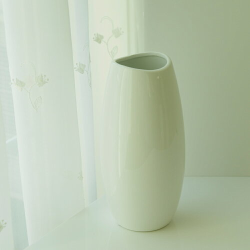 楽天市場 花瓶 フラワーベース 陶器 白 おしゃれ モダン アンティーク 北欧 Didier 花瓶 ホワイトベース L 巾12 奥行11 高さ24 5cm アンティーク雑貨 Cheerful