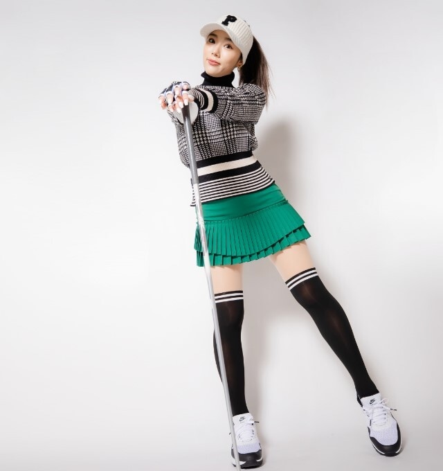 正規品販売！ ゴルフウェア レディース 段々細プリーツスカート K220902-02 韓国ゴルフウェア 安い プチプラ 白 ホワイト グリーン 緑 ミニ丈  ボトムス ゴルフ女子 可愛い 韓国ブランド 小さいサイズ