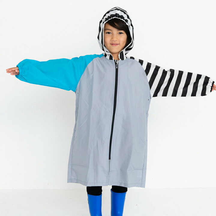 【あす楽は365日出荷】 雨具 CRAZY PATTERN レインコート シンプル ボーダー ドット 女の子 女児 男の子 男児 かわいい おしゃれ ブランド ファブハグ Fabhug ユアーズアーミーワールド 入園準備 2023年新作 傘とハッピー雑貨シッククローバー 雨具 雨で濡れると模様が浮き出る レインポンチョ STAND★OUT 女の子 女児 男の子 男児 かわいい おしゃれ ブランド ファブハグ Fabhug ユアーズアーミーワールド 入園準備 2023年新作