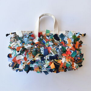 JANIS TOTEBAG(S) �X�J�[�t �Еz �o�T�o�T ��_���̃o�b�O �В��o�b�O �N�₩�o�b�O ���� ������ ���I ���킢�� �u�����h ������� �~�j �������� �R���p�N�g �o�b�O���� ���s ���킢�� ����