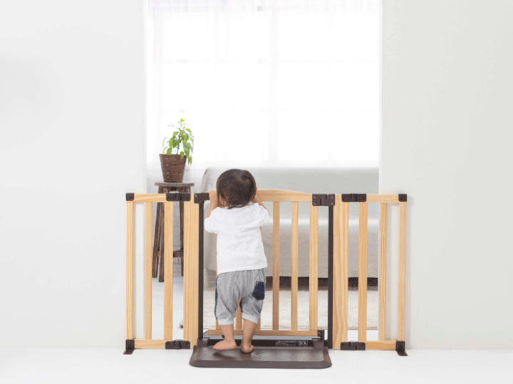 日本育児 おくだけドアーズWoody Lサイズ 木製 ベビーゲート 日本育児