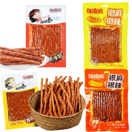 烏辣媽 シリーズ ラーティアオ 【 素牛筋 蒜蓉豆条 豆卷 】 中華物産中国産　豆製品　豆類加工品 麻辣味…
