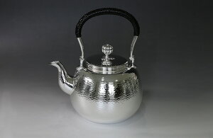 e[ { 瓰 {Eؖt E(l) 800cc SU ۏ   r  is