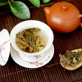 白茶・貢眉(こうび)30g しろちゃ はくちゃ シラチャ ホワイトティー 中国茶 茶葉