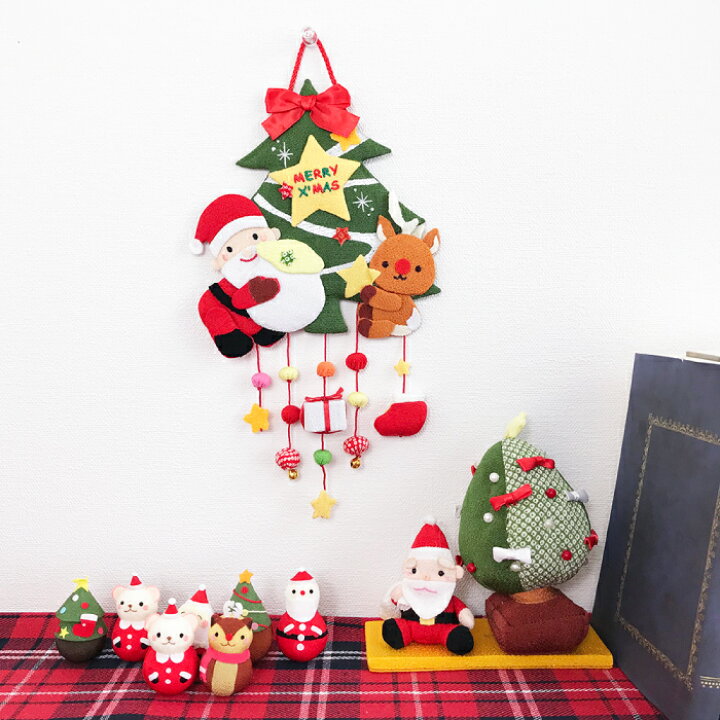 楽天市場 クリスマス つるし飾り 置物 おしゃれ クリスマスツリー 壁飾り 変わり下げ飾りシリーズ クリスマス サンタとトナカイ プレゼント 押絵 玄関 ちりめん細工 季節 四季 飾り ディスプレイ インテリア リビング ドア 2点までメール便ok ちりめん細工館