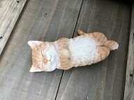 ねこの置物 ガーデニング ガーデンオーナメント 眠り猫 置物 オブジェ インテリア かわいい 雑貨 樹脂 猫…