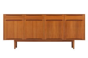 CHLOROSクロロス Leaf-handle リビングワイドキャビネット【サイドボード ローボード リビングボード キッチンボード 北欧家具 デザイン チーク無垢材 チーク材 天然木 おしゃれ シンプル 高品