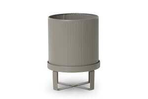 【在庫限り】【再入荷なし】 ferm LIVINGファームリビング クリーンなデザインのスタンド付きフラワーポット Bau Pot Sサイズ 高さ24cm ウォームグレー【北欧 インテリア モダン インダス