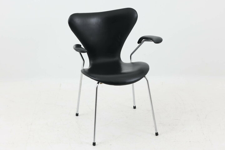 楽天市場】Fritz Hansen(フリッツ・ハンセン) セブンチェア アーム付き 