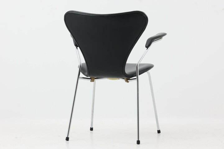 楽天市場】Fritz Hansen(フリッツ・ハンセン) セブンチェア アーム付き 