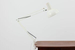 Louis Poulsen(CX|[Z)@fXNv@Nv@kƖyAeB[N Ɩ e[uCg ԐڏƖ fXNCg mg[ _ z