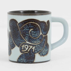 Royal Copenhagen CRyn[Q C[}OJbv 1971N kH kG f}[N H R[q[Jbv eB[Jbv N LOi RNV JtF g  g re[