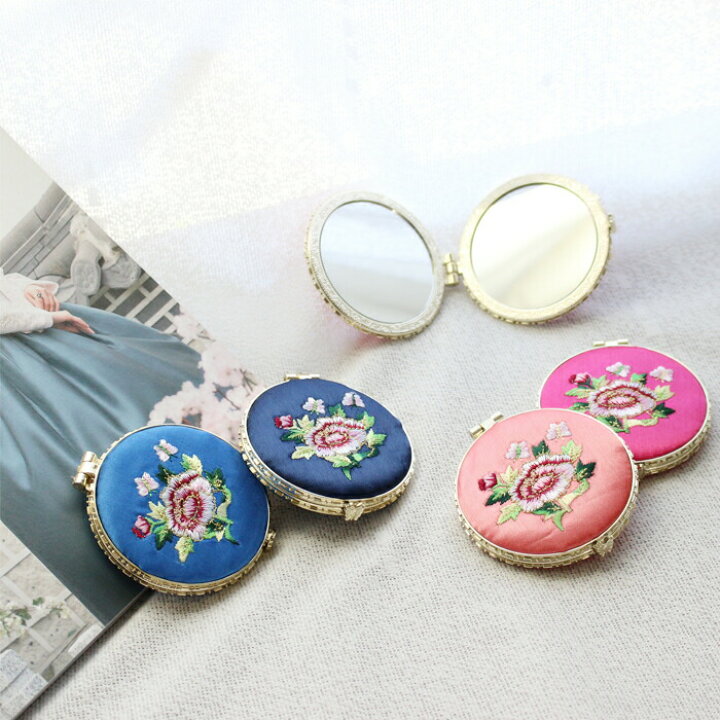 楽天市場】韓国おみやげに刺繍入りかわいいコンパクトミラー □compact 