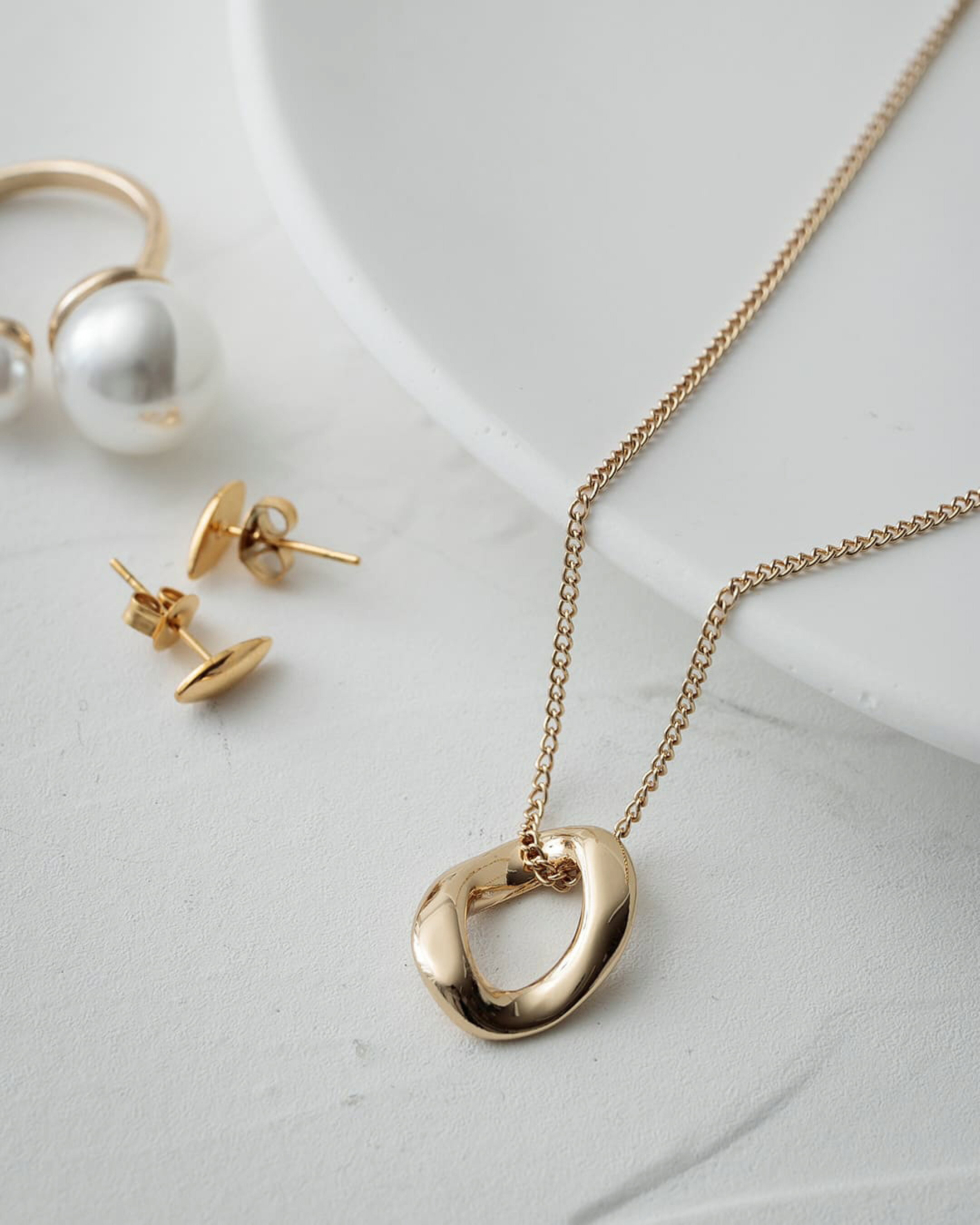 【18K】ニュアンスサークルネックレス