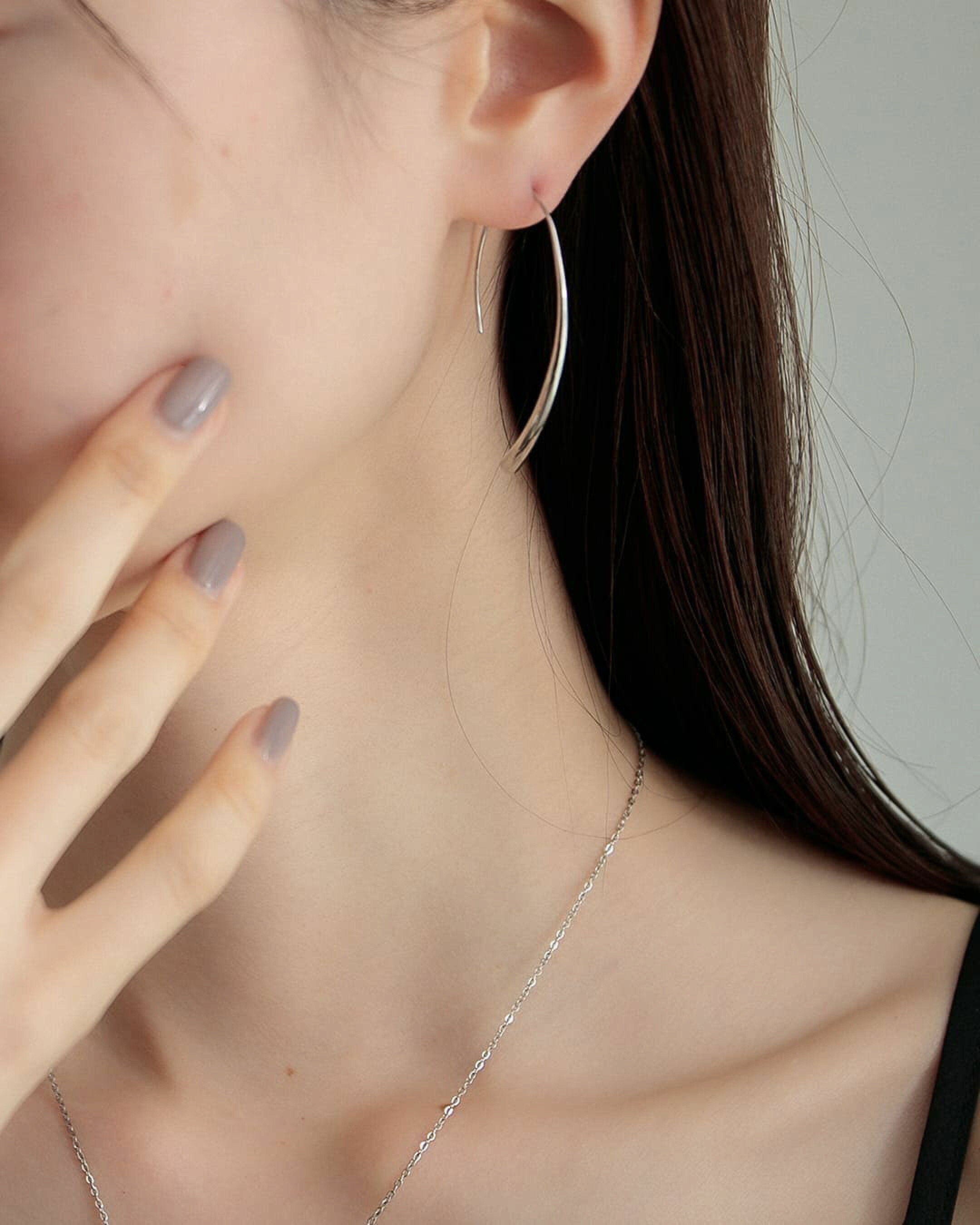 カーブデザインシンプルピアス