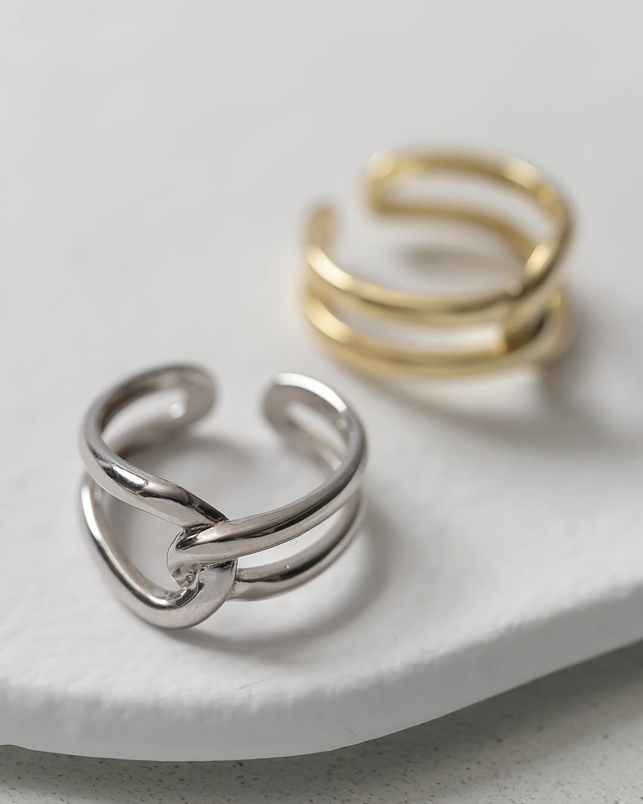 1粒シェルパール×ジルコンラインリング