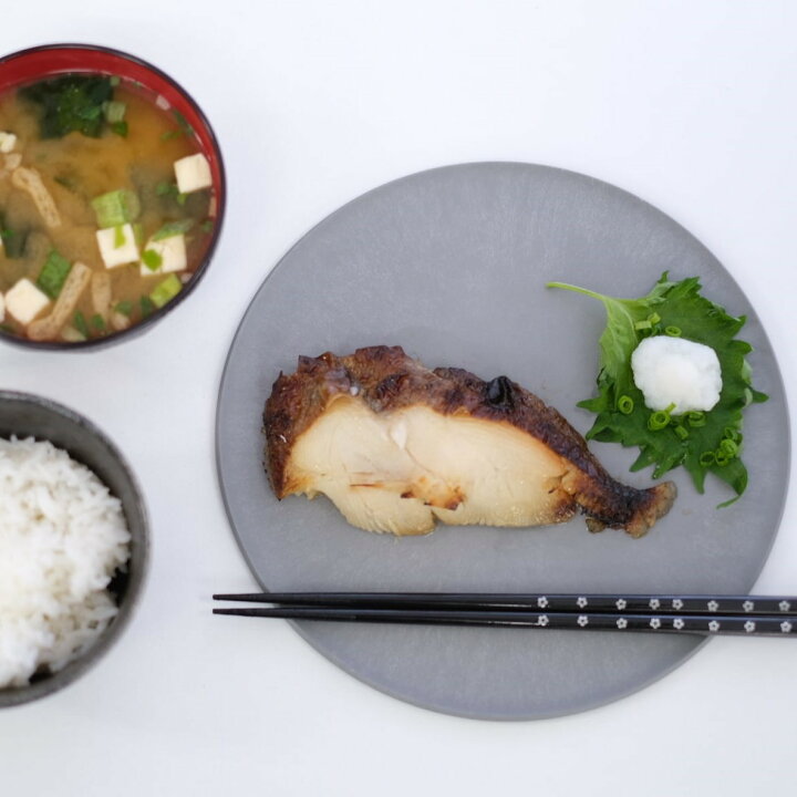 楽天市場】CHOPLATE(220mm) STONE GRAY まな板になるお皿 食洗器OK 電子レンジOK 日本製 アウトドア グレー色 割れにくい 父の日 チョップレート 丸いお皿 丸いまな板 カッティングボード PLATE CUTTINGBOARD : CHOPLATEfromKAWABE 楽天市場】CHOPLATE(220mm) STONE GRAY まな板になるお皿 食洗器OK 電子レンジOK 日本製 アウトドア グレー色 割れにくい 父の日 チョップレート 丸いお皿 丸いまな板 カッティングボード PLATE CUTTINGBOARD : CHOPLATEfromKAWABE