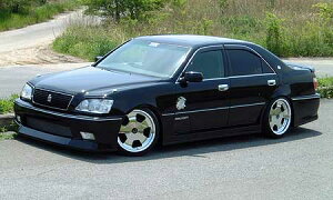 �N���E�� �A�X���[�g 17�n �G�A��3�_�Z�b�g �h���� �����h�����ELUX ���l